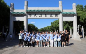 中国人寿财险湖北省分公司组织南坪师生赴武汉开展第二届主题研学活动